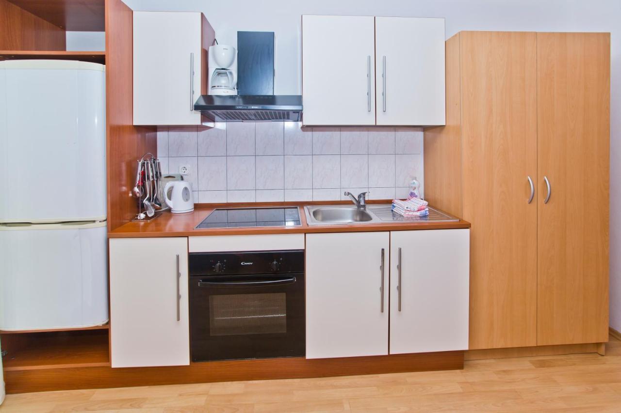 Apartments Barcot Хвар Екстериор снимка