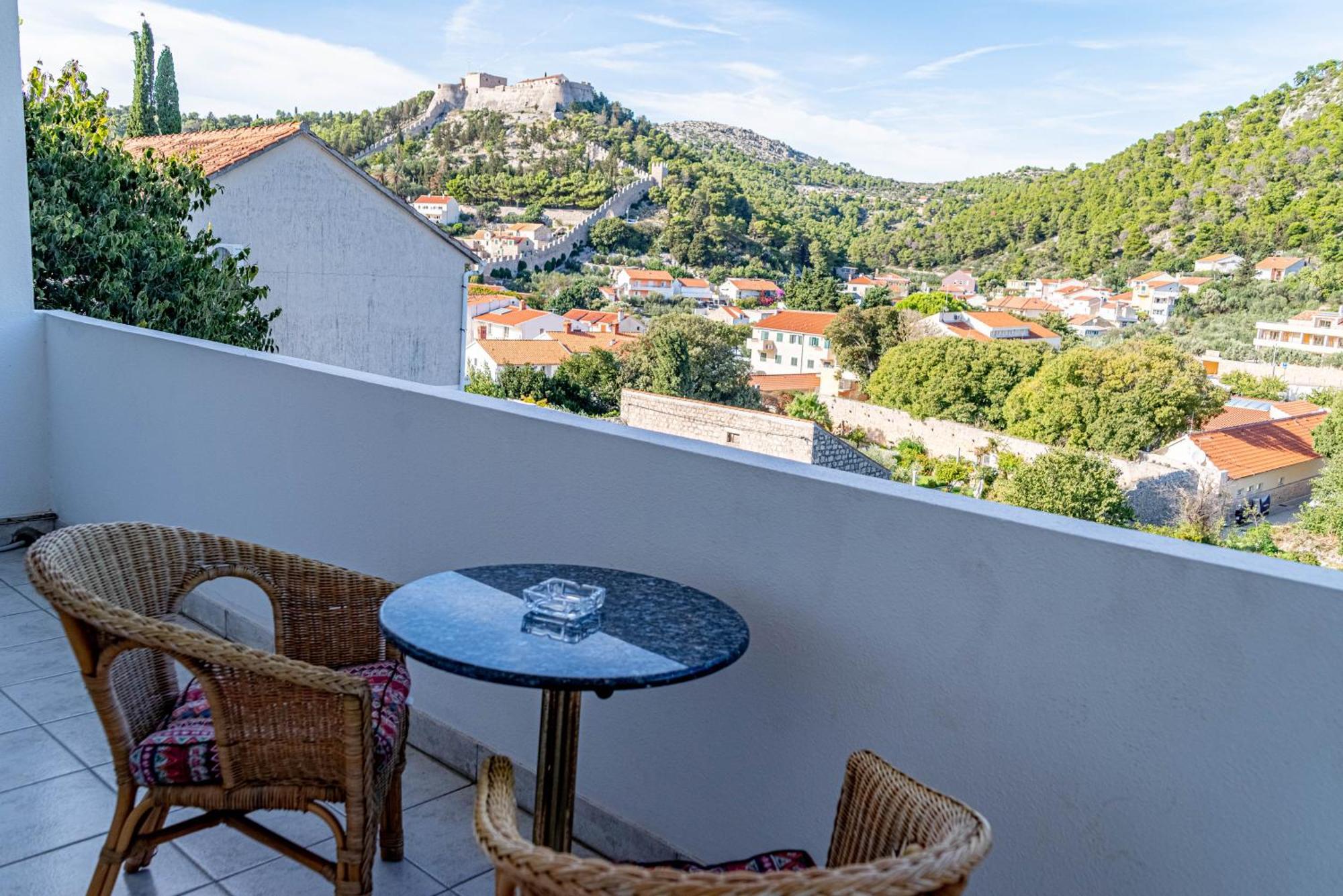 Apartments Barcot Хвар Екстериор снимка